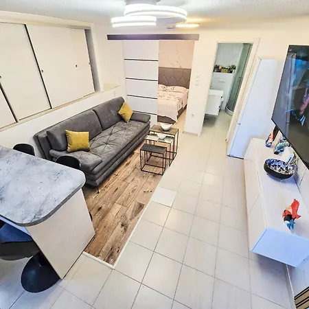 Lux Adriatica 2 By Interhome